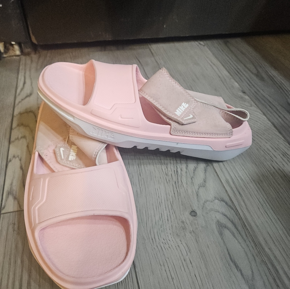 Nike Pink Slide Sandals